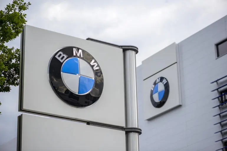 bmw dealership