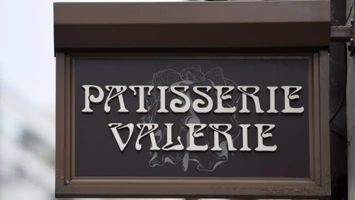 Patisserie Valerie finance director resigns