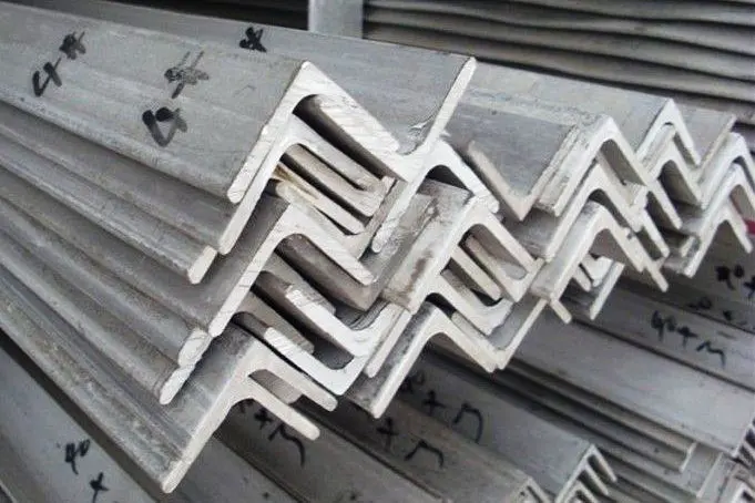 Stainless-Steel-Angle-Bar-Manufacturers-Suppliers-Exporters-Dealers-India-Bangalore-Saudi-Arabia-Kuwait-Oman