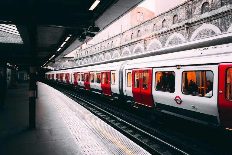 Many of us dream of escaping London with a move to the country. A change of scenery and lifestyle plus cheaper property prices is appealing to many who currently live in the capital’s urban sprawl.