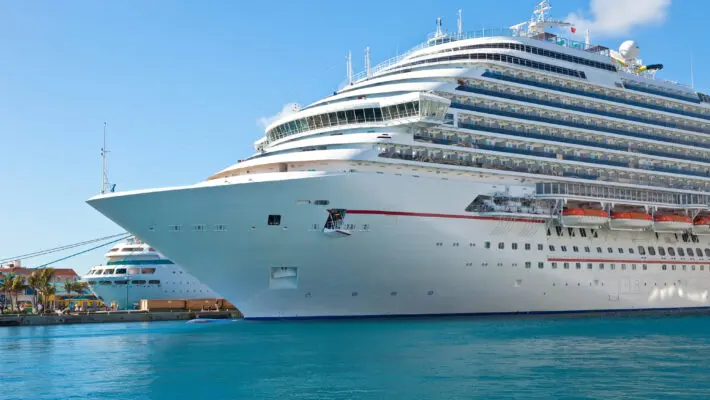 Cruise ship