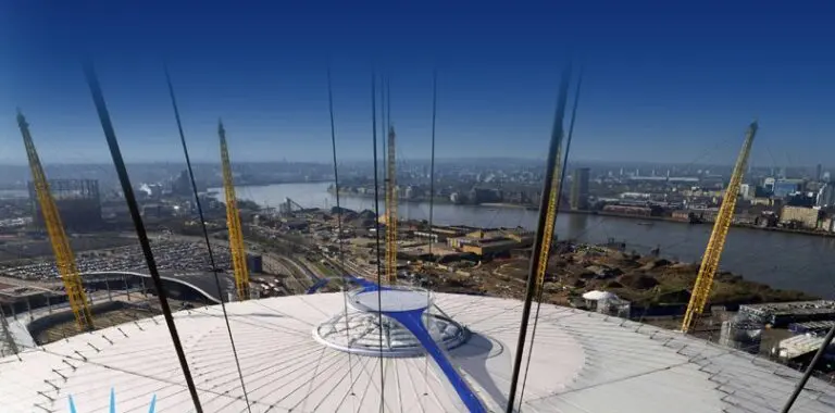 Walking over the 02