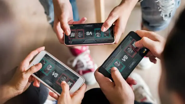 Smartphone gaming