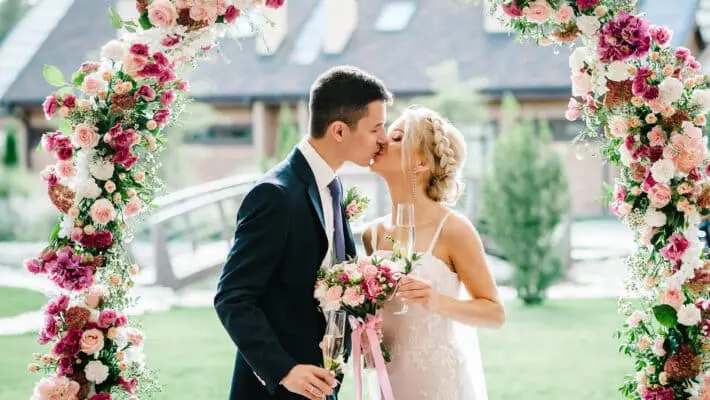 kiss the bride