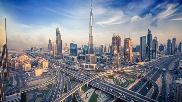 Dubai,Skyline,With,Beautiful,City,Close,To,It’s,Busiest,Highway