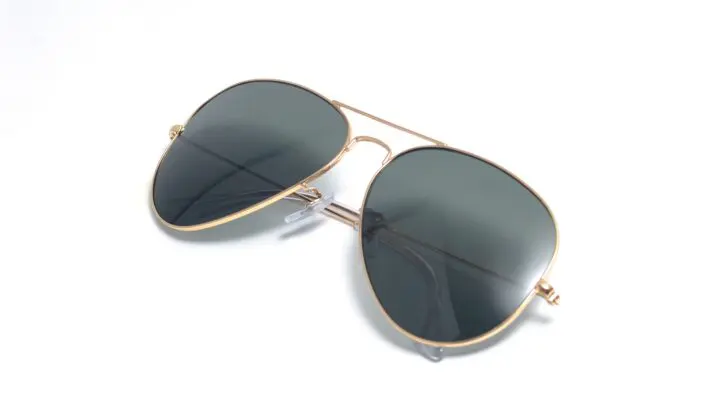 Black,Sunglasses,Isolated,On,A,White,Background
