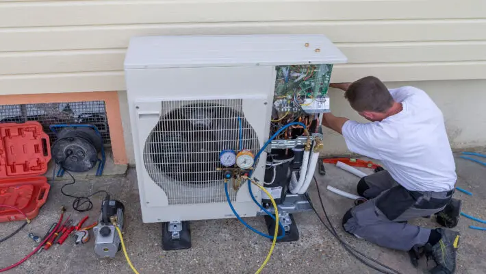 Installing heat pump