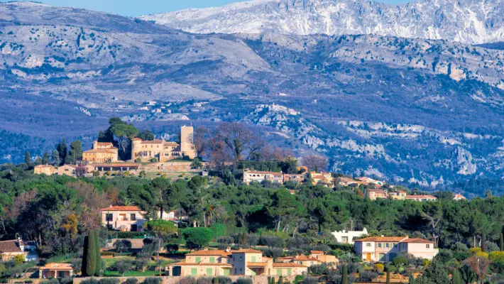 Mougins