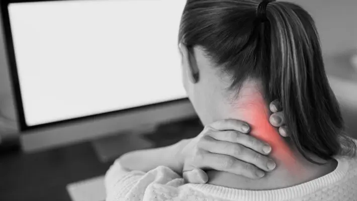 Neck,Ache,Concept.,Young,Woman,Sitting,At,Office,Desk,Feeling