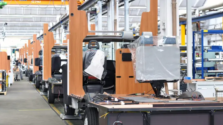 Vauxhall says the global shortage of microchips has forced it to cut 100 jobs at its Luton van plant.