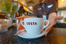 Marks & Spencer is to provide sandwiches and hot food to more than 2,500 Costa Coffee outlets as the retailer seeks new ways to reach commuters now working from home.