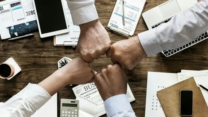 teamwork-3213924_960_720