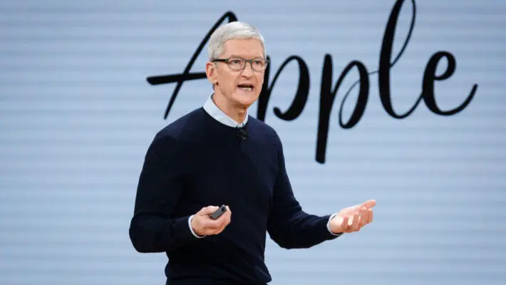 Apple has become the world’s first $3 trillion company after an extraordinary rally in its shares during the pandemic.