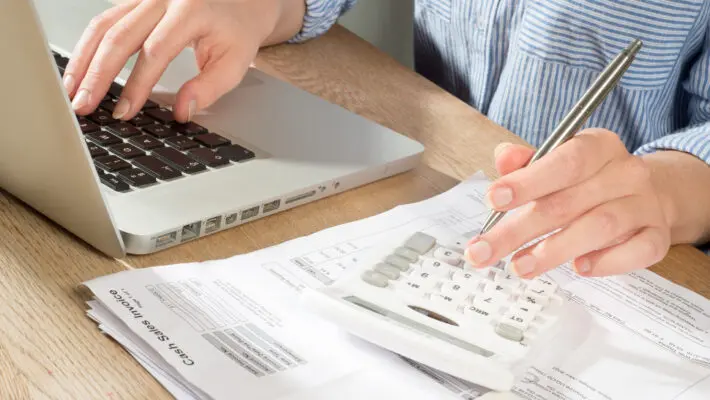 One in five entrepreneurs ‘dread’ doing taxes, with better digital and mentoring support crucial to combatting stress