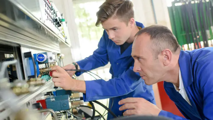 Tens of thousands of apprenticeships could be created and hundreds of millions of pounds saved if the flawed apprenticeships levy were reformed, according to a survey of members by the British Retail Consortium.