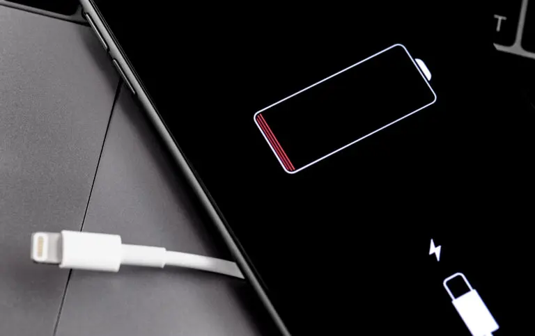 All phones and tablets must use the same charging ports, the EU has agreed.