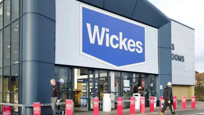 Wickes posts growth in first half but cautious of softening sales and worrying outlook