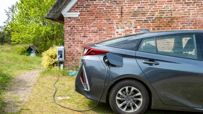 Britain’s biggest housebuilders privately lobbied for the government to ditch rules requiring electric car chargers to be installed in every new home in England, documents have revealed.