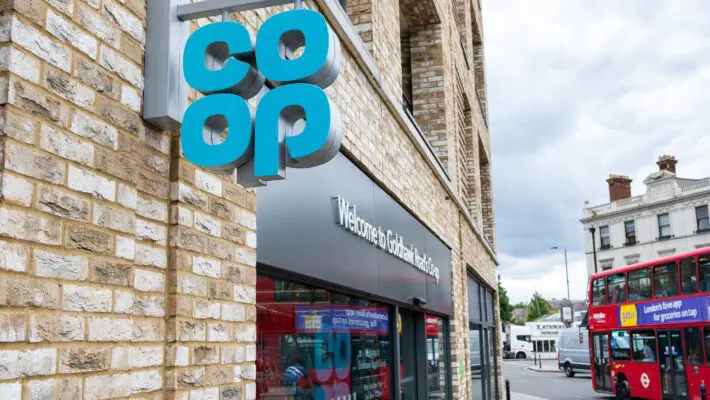 Staff at the Co-op will be able to take paid time off for fertility treatments, under a new policy launched by the retailer.