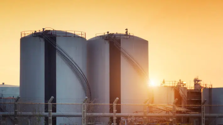 Gas prices in Europe will fall by as much as 30 per cent by early next year before rising sharply next summer, analysts at Goldman Sachs have predicted.
