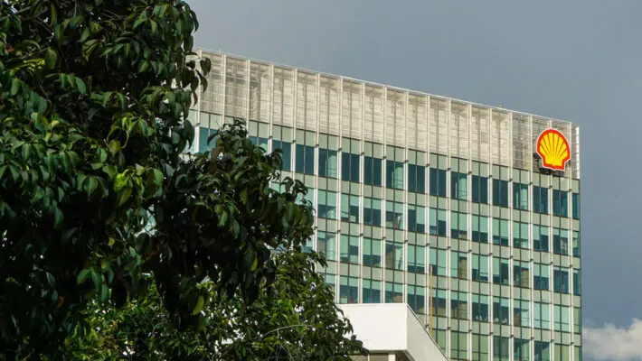 Shell has put more than 2,000 jobs in the UK at risk after launching a “strategic review” of its domestic energy and telecoms supply division.