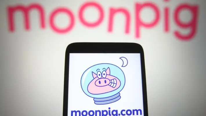Moonpig has reported its largest ever week of sales in the UK thanks to consumers scrambling for Mother’s Day cards.
