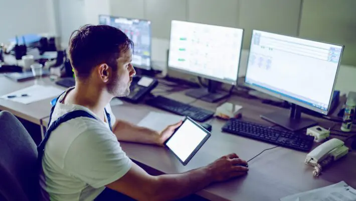 How to unlock revenue and reduce costs for your company: The Enel X Global Retail Team answers your questions