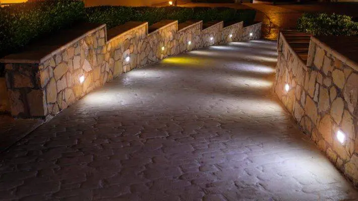 Night,Lighting,Path,For,Walks,In,The,Hotel.