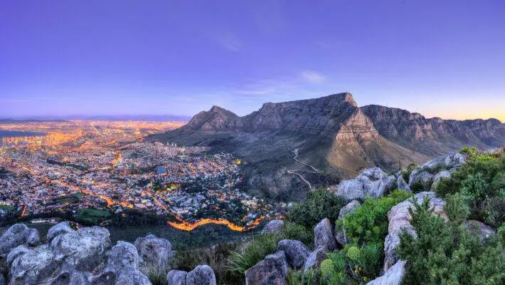Tourist attraction, backdrop to millions of selfies and one of the world’s most easily identifiable landmarks. Cape Town’s Table Mountain is all of these things, but now it has found a new role: as a guide to what will happen to UK interest rates.