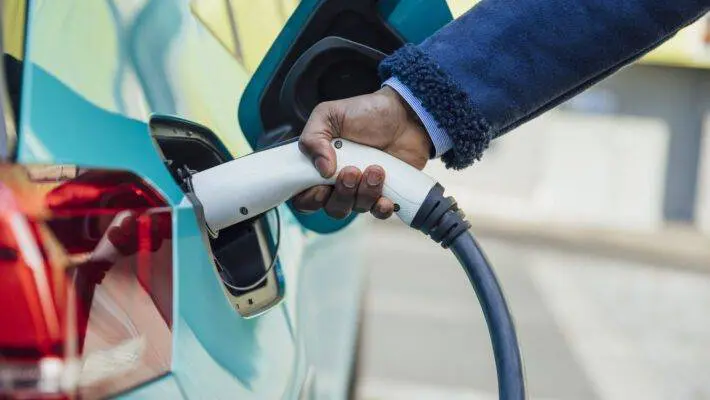 Allica Bank is offering a 50-basis point discount against its standard rates for electric vehicles to make going green more affordable