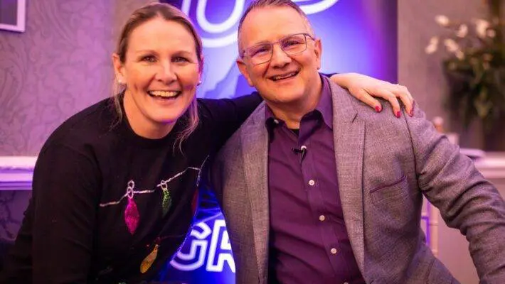 Business success comes from hard work, new ideas, and learning from experienced people. Paul Avins, a well-known business coach in the UK, highlighted these ideas at his Grown Up Business Awards.