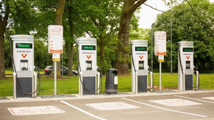 The UK’s largest EV rapid charging network, InstaVolt, announces a significant capital raise from the company’s existing investors, EQT Infrastructure to ensure the pace of its roll out continues across the UK and Europe, including Iceland, Portugal, Spain, and the Republic of Ireland.