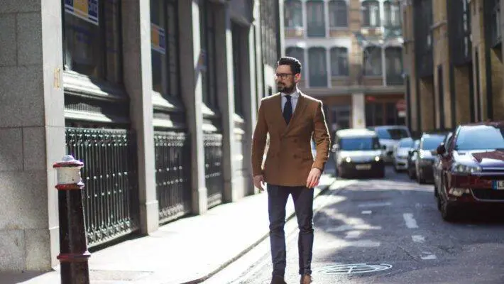 Hawkins & Shepherd, founded by Carl Thompson is the epitome of British tailoring excellence as every shirt is a masterpiece of craftsmanship
