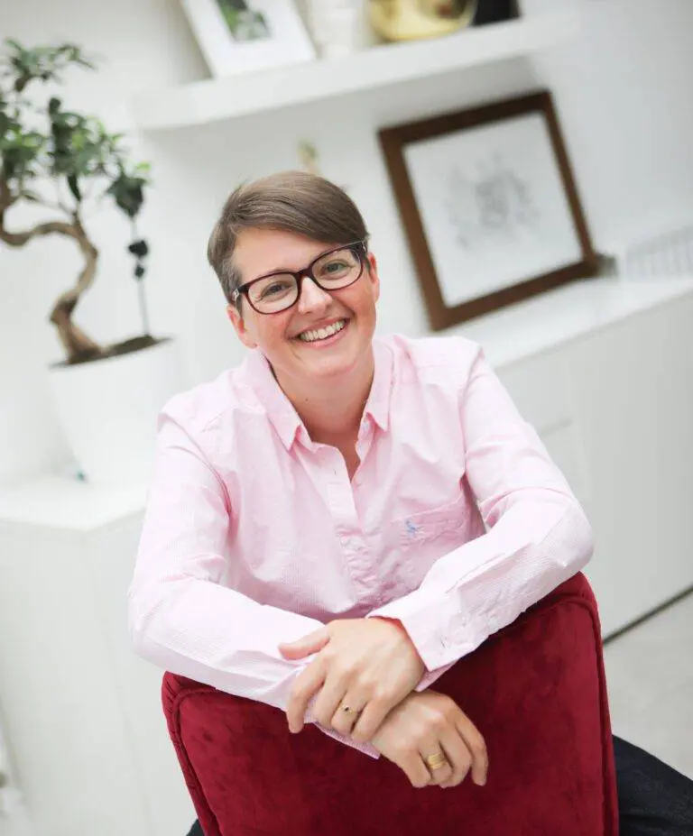Gina Battye | Secrets of Success | Cherry Martin