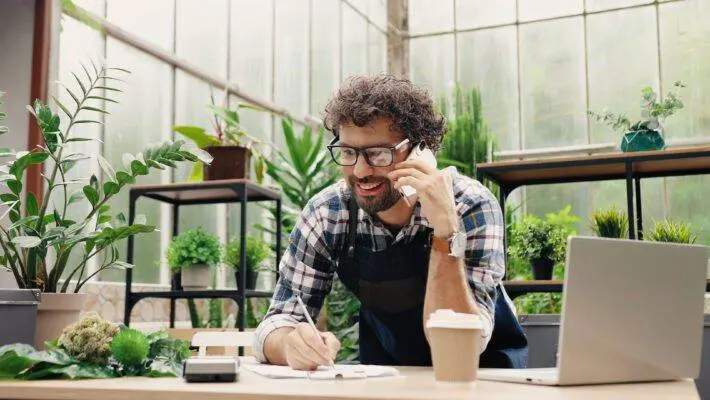 Most entrepreneurs are not good at seeking customer feedback. Particularly during the early stages of their startups or when business leaders launch a new product or service, they are often so focused on developing this product or service that they overlook the importance of customer interaction.