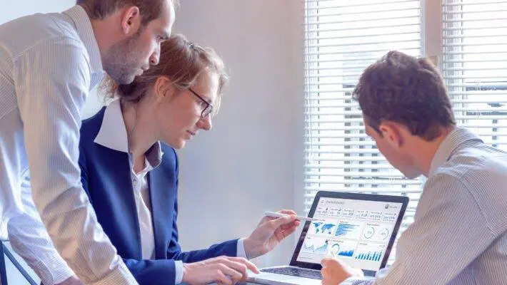 Every business aims to boost its visibility and generate more revenues, and a well-planned national SEO campaign can be the right tactic to achieve that. It enables you to use your success in a particular geographic location to generate momentum for other regions.