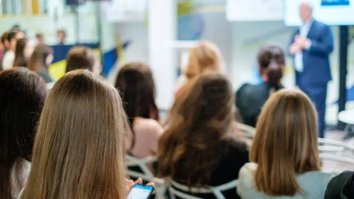 A student studying at City, University of London, has been crowned the winner of a Fintech scholarship, following a blog contest on the issues facing students in higher education. 