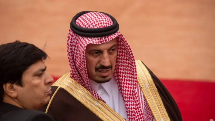 Crown Prince Mohammed bin Salman is enticing British lawyers to Saudi Arabia’s megaprojects with luxurious benefits, including free housing and private school fees for their children.