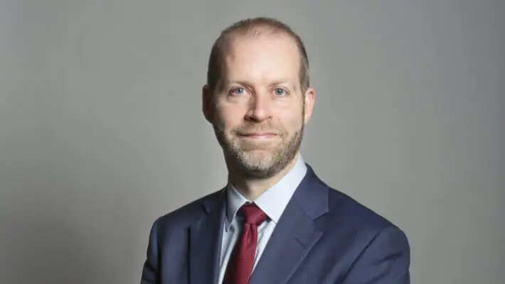 Business and Trade Secretary Jonathan Reynolds has announced over £100 million in government-industry funding to support pioneering green aerospace technology projects, marking the launch of the 2024 Farnborough Airshow.