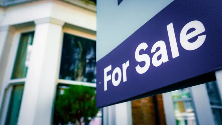 Asking prices for homes in the UK dropped sharply in November, with the average price of newly listed properties falling 1.4 per cent to £366,592, according to Rightmove.