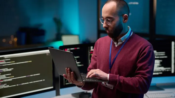 Matthew Brodacki, based in Fairfield County, Connecticut, is a highly accomplished cybersecurity leader and law enforcement professional.