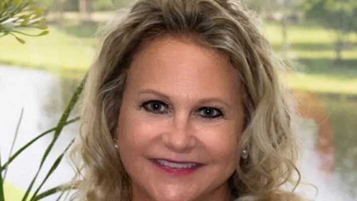 Michelle Klinedinst is the founder of ViaMar Health, a leading eating disorder treatment center located in West Palm Beach, Florida.