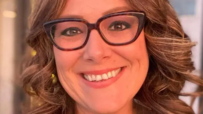 Sheena Kadi, MBA, is a trailblazing advocate for LGBTQ rights, an experienced political strategist, and a cancer survivor. With over 20 years of experience in policy, advocacy, and organizing, Sheena has dedicated her career to empowering marginalized communities and fostering systemic change.
