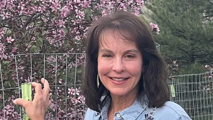 Sharen Groppell has spent over 30 years in the insurance and risk management industry.
