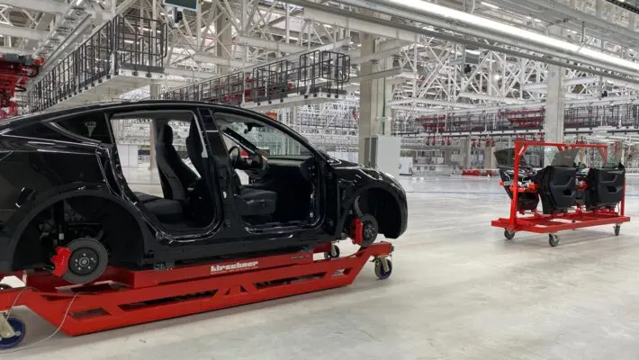 Tesla, the electric vehicle (EV) powerhouse led by Elon Musk, delivered an average of 4,889 vehicles a day in 2024, even as its full-year figures dipped slightly from 2023.