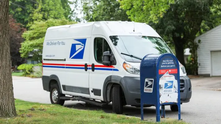 The US Postal Service (USPS) has ceased accepting parcels from mainland China and Hong Kong “until further notice,” as fresh rules have shut a loophole allowing duty-free imports of low-value goods.