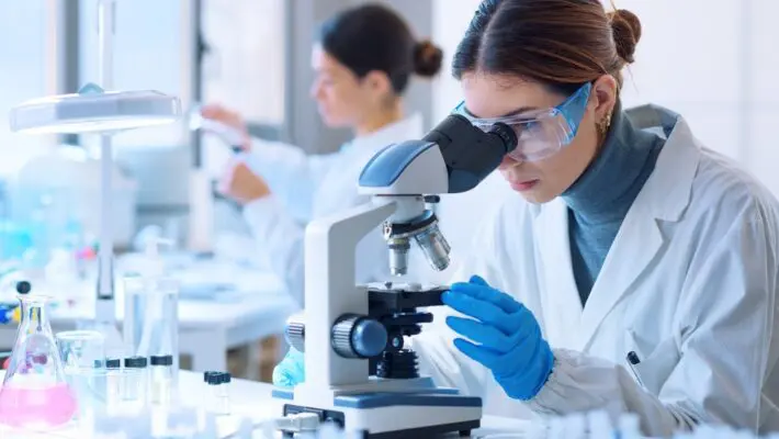 Carbon nanotubes are one-dimensional nanomaterials with amazing strength and excellent electrical and thermal conductivity.