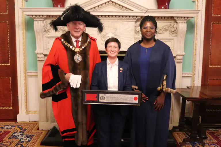 Dame Julia Hoggett DBE, CEO of the London Stock Exchange, and Insiya Jafferjee, co-founder and CEO of Shellworks, have been named this year’s winners of the prestigious 2025 Veuve Clicquot Bold Woman Awards, held at a ceremony at the Royal Opera House in London.