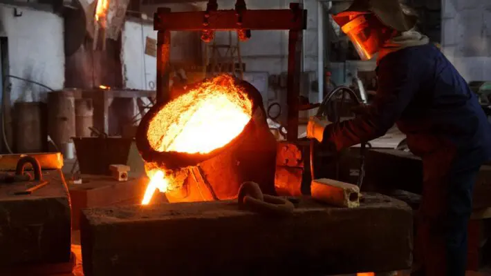 Britain’s steelmakers are bracing for a sharp escalation in trade tensions after the United States signalled it will double import tariffs on UK steel to 50% from Wednesday — despite a recent transatlantic deal to remove such duties.