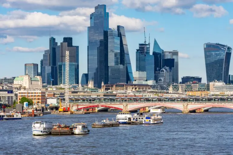 The UK’s services sector returned to modest growth in June, defying broader economic concerns and offering a glimmer of hope amid a backdrop of rising taxes, falling employment and geopolitical instability.